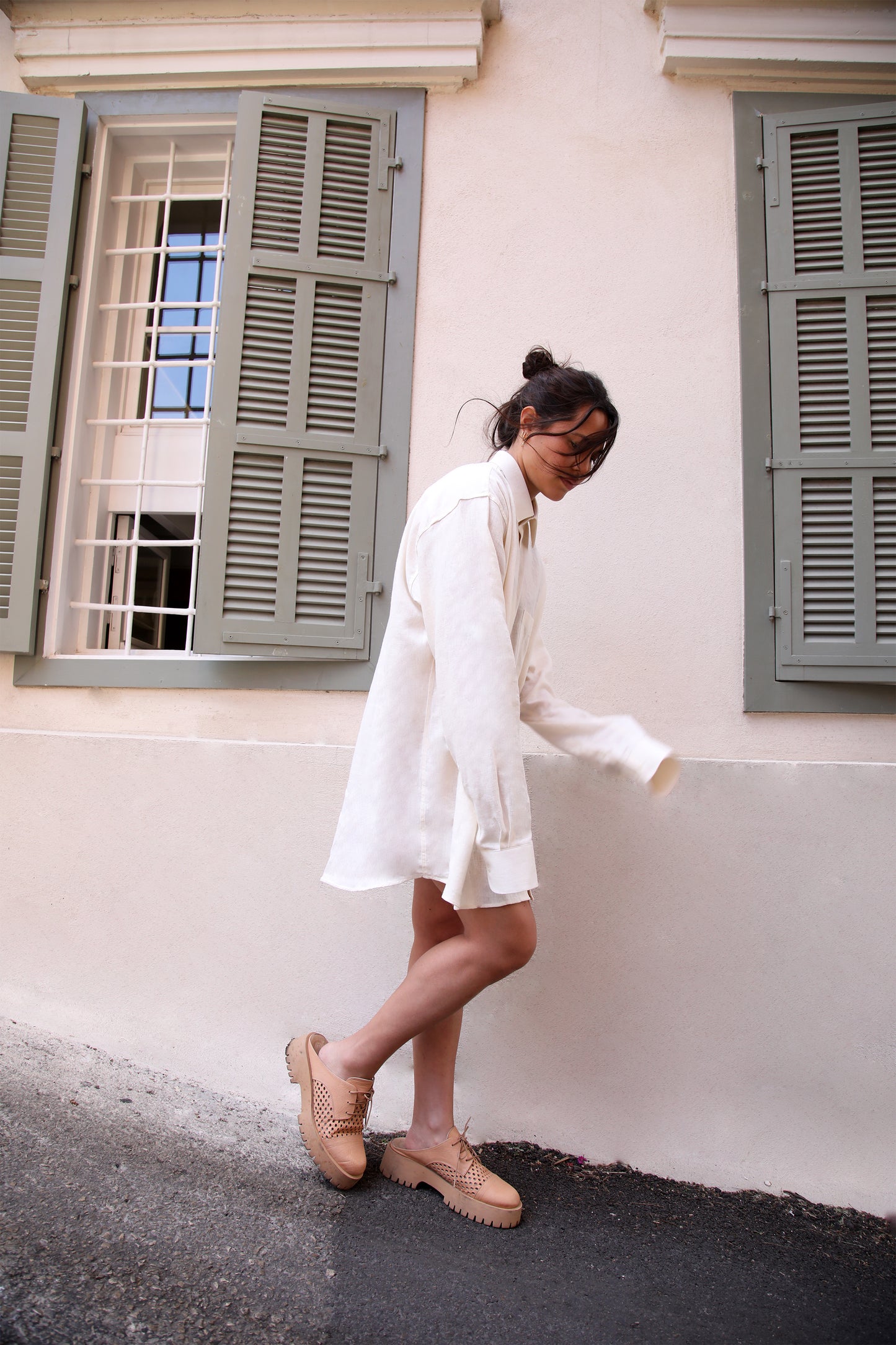 OVERSIZED LINEN SHIRT LIGHT CREAM