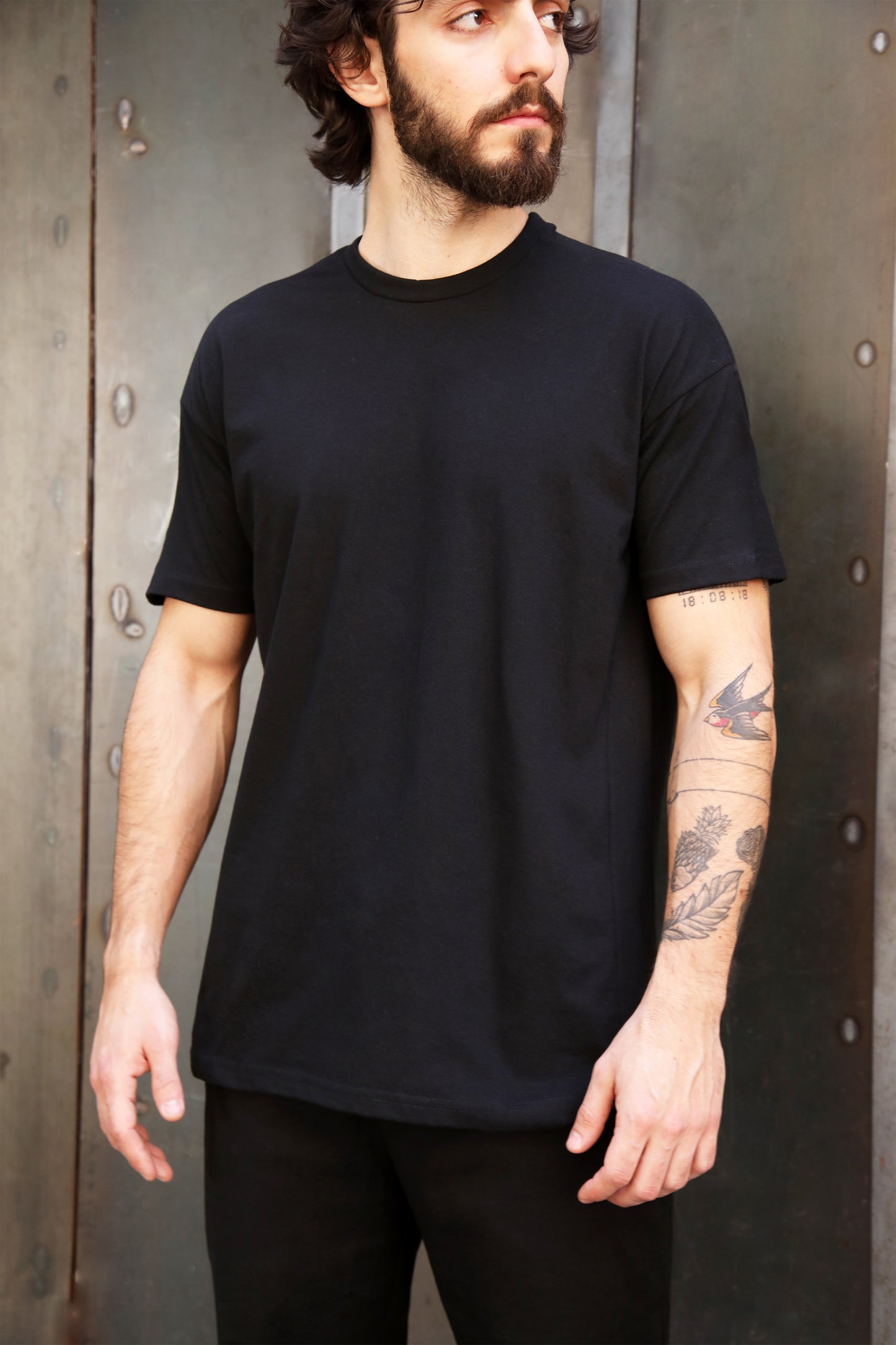 DEETAILS MATTER T-SHIRT BLACK