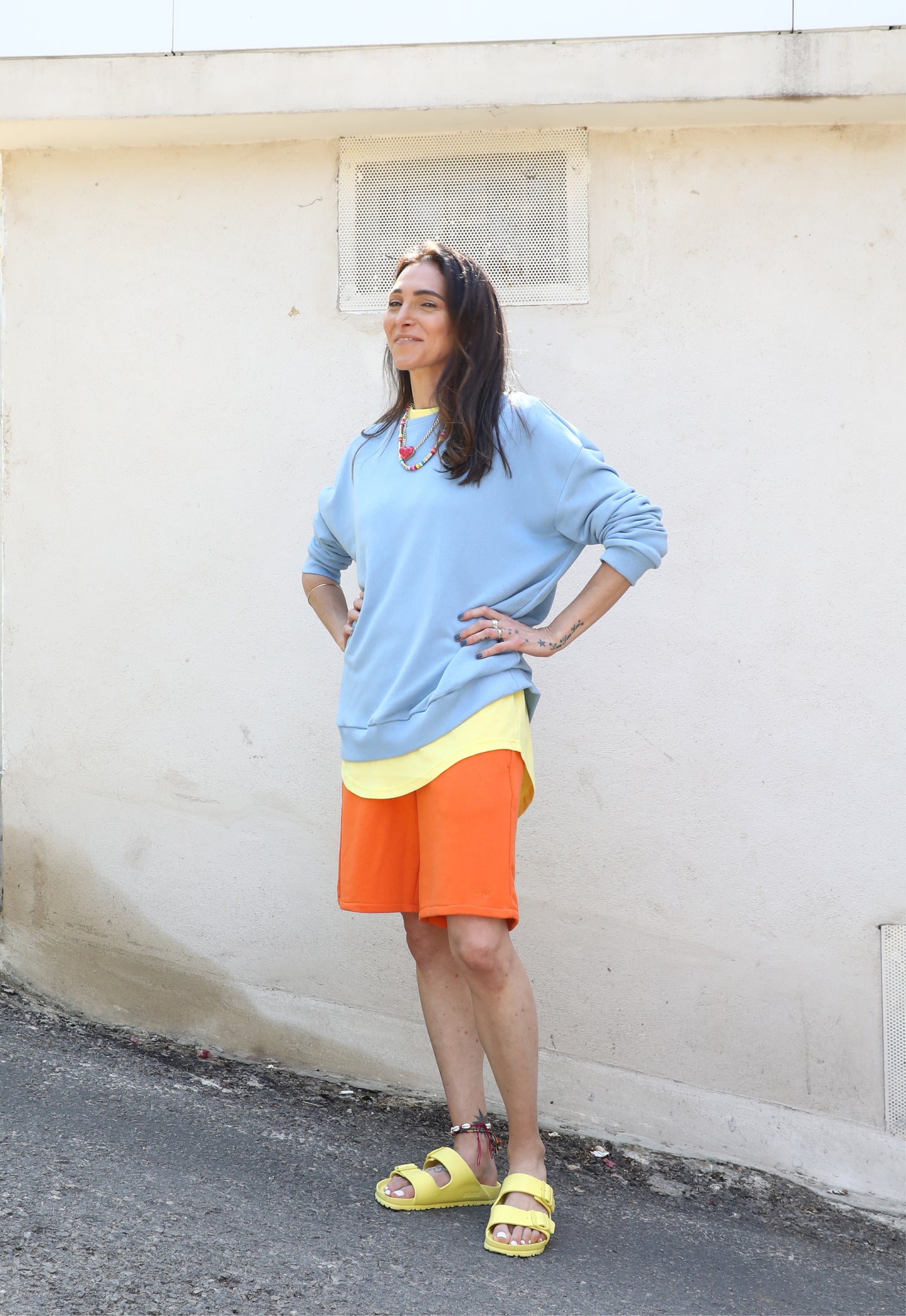OVERSIZED ON BOTH SIDES SWEATSHIRT LIGHT BLUE | REVERSIBLE WHITE STITCHING ON INSIDE