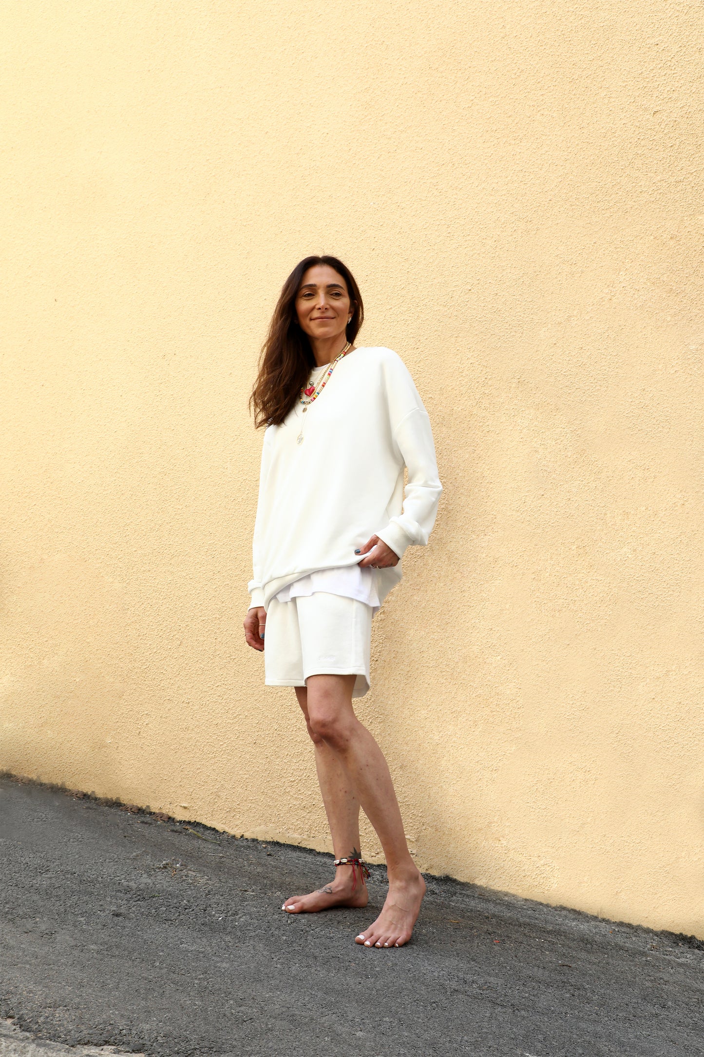 MIJIKAI SHORTS OFF WHITE