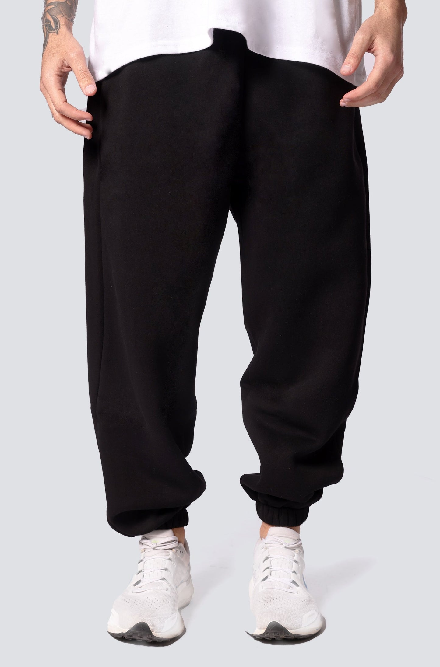 PUFFY SWEATPANTS BLACK