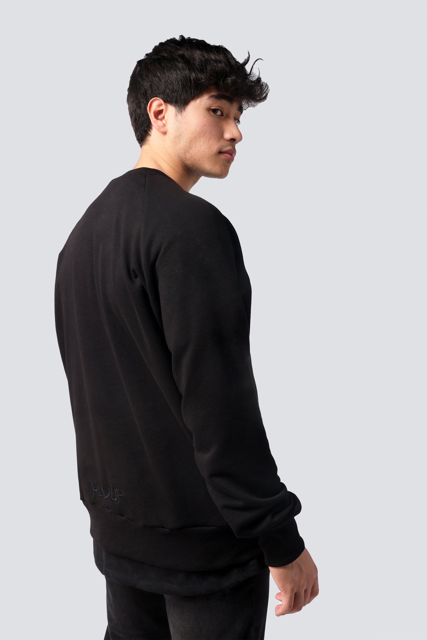 MAYSS SWEATSHIRT BLACK | REVERSIBLE PISTACHIO STITCHING ON THE INSIDE