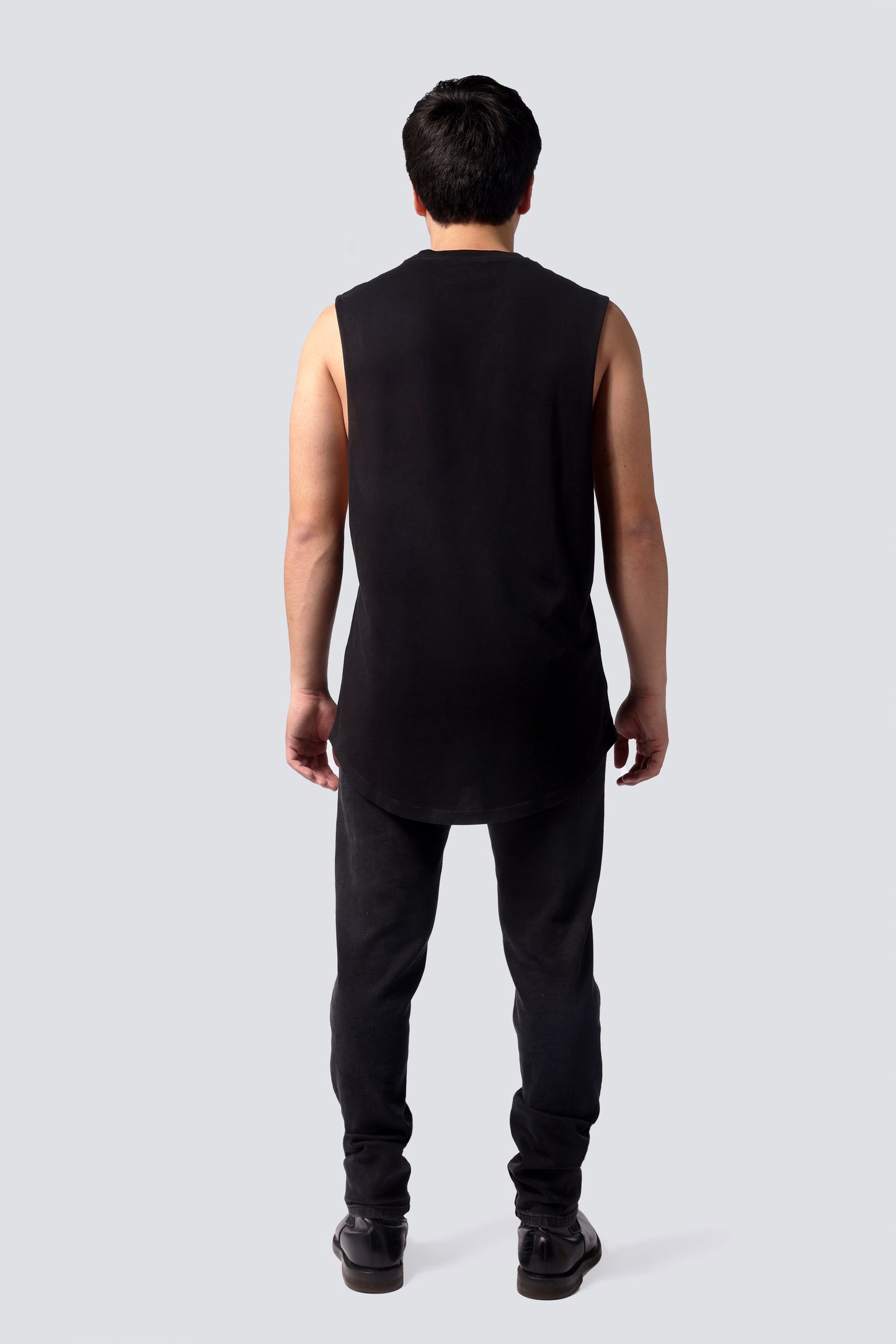 SLEEVELESS T-SHIRT BLACK