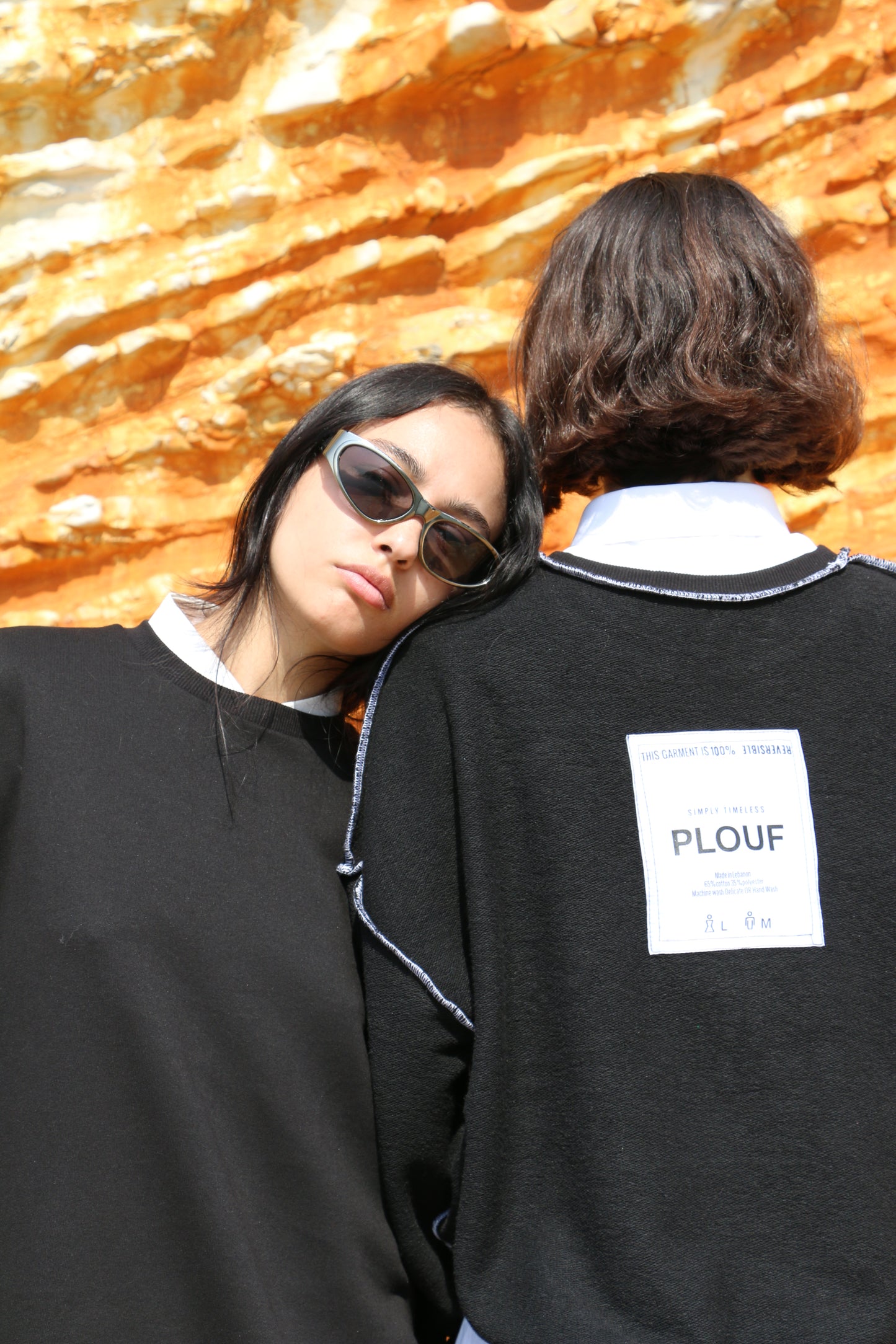 OVERSIZED ON BOTH SIDES SWEATSHIRT BLACK | REVERSIBLE WHITE STITCHING ON INSIDE